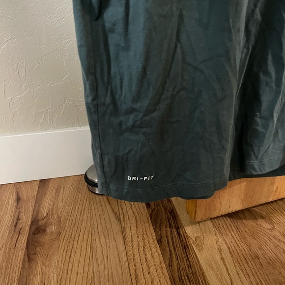 Men’s Nike Dri-Fit Shirt Olive Green Size L - Picture 2 of 5